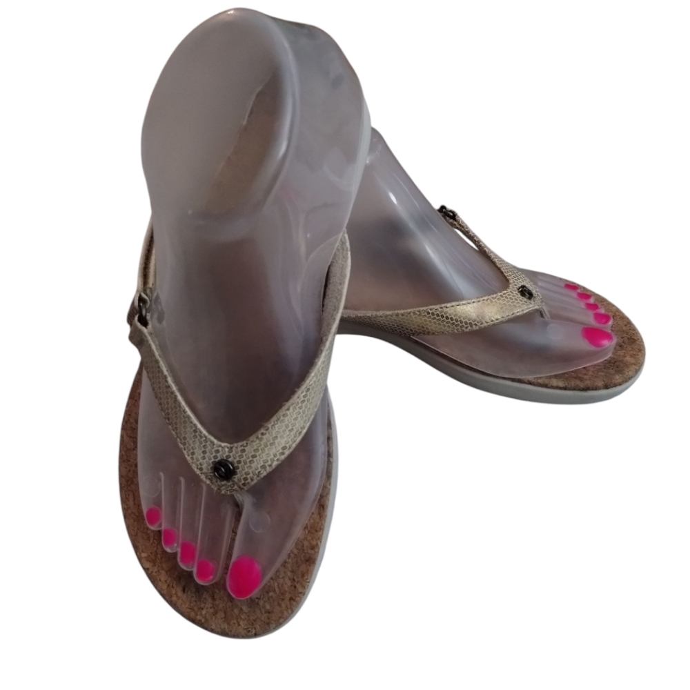 Gold Women's Revere Napoli Sandals Size 6 M